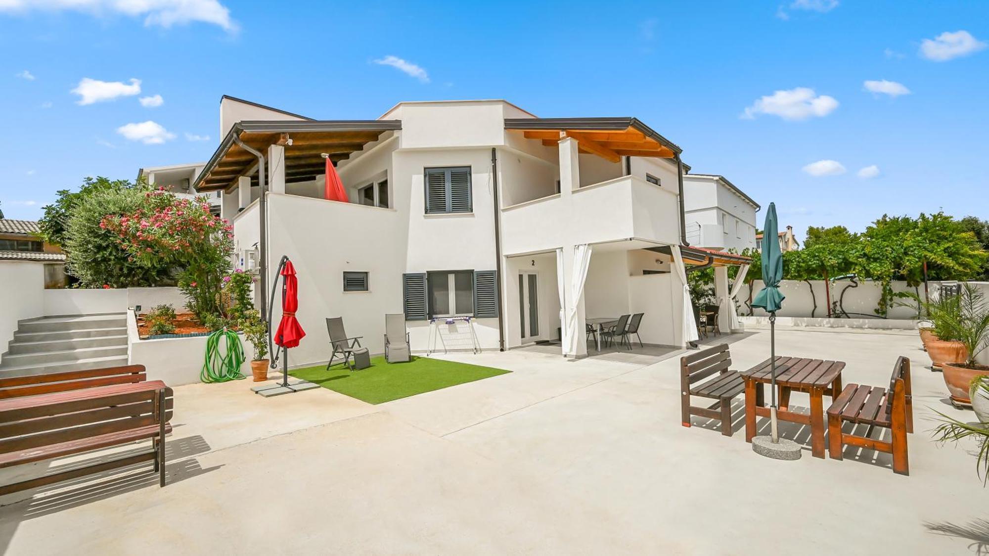 Casa Mira Apartments Ližnjan Екстериор снимка